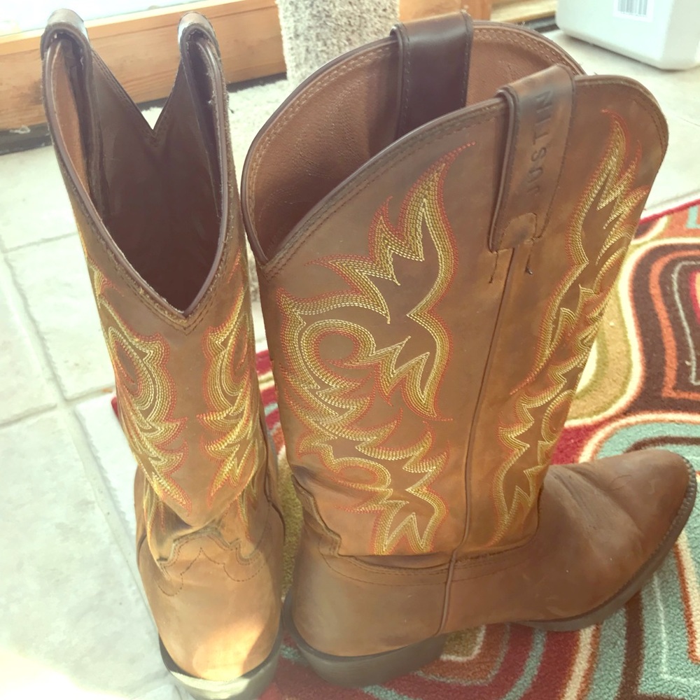 Justin Cowboy Boots